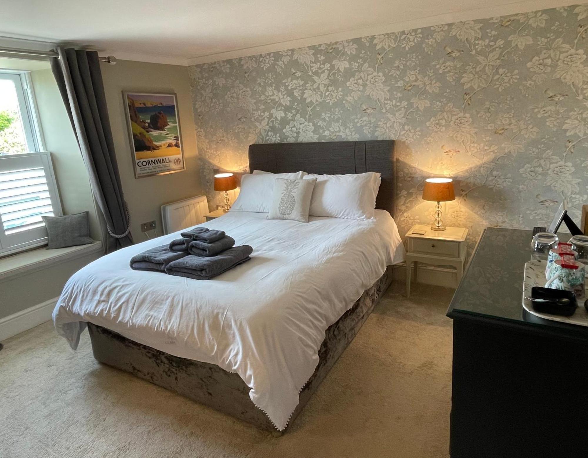 Treveighan Farmhouse Saint Teath エクステリア 写真