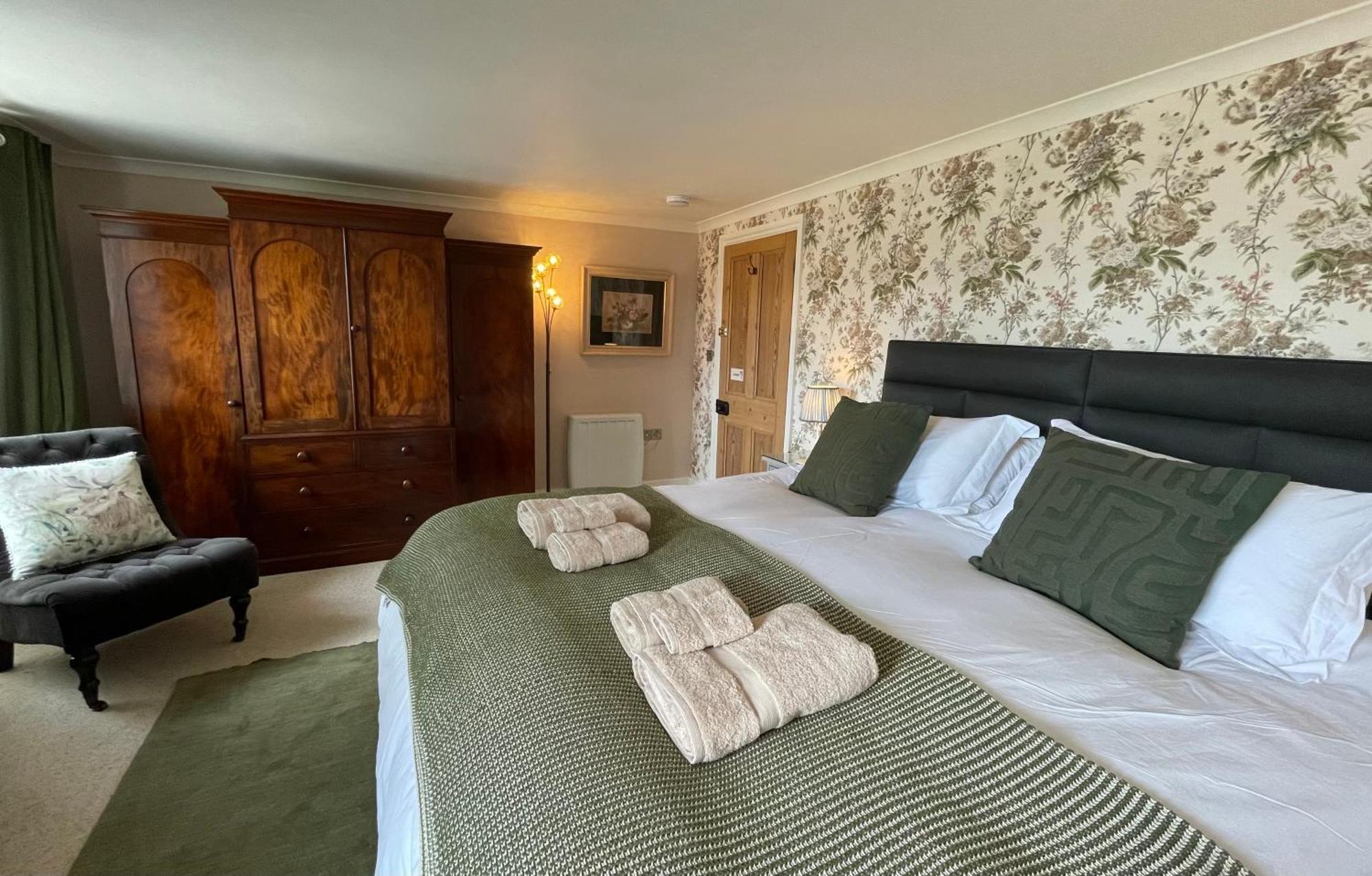 Treveighan Farmhouse Saint Teath エクステリア 写真