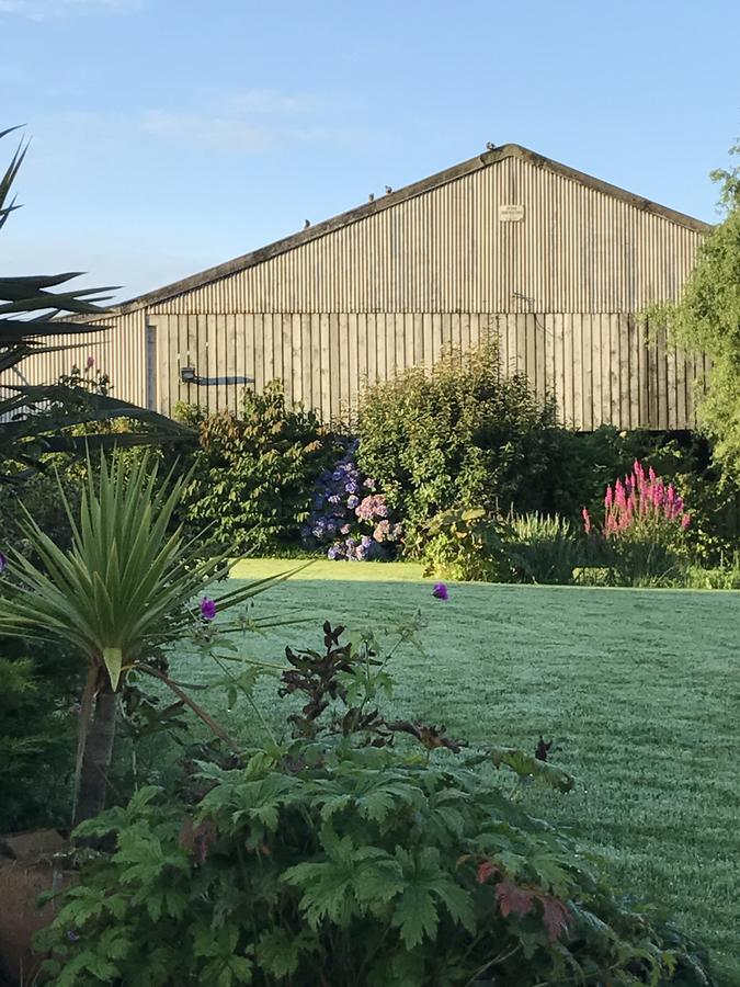 Treveighan Farmhouse Saint Teath エクステリア 写真